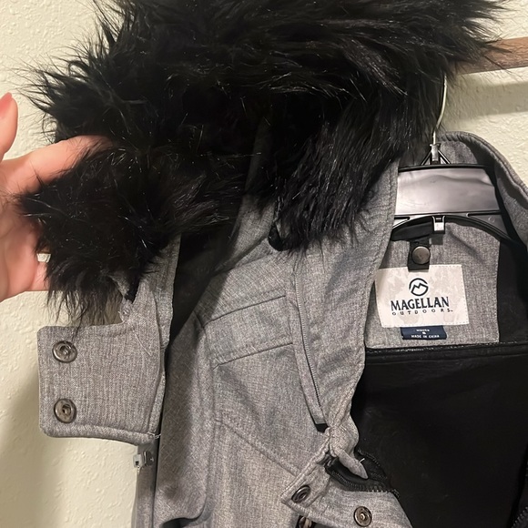 Women’s Magellan Outdoors Jacket - Picture 5 of 6